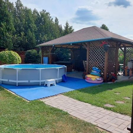 Nagcsalados Rozsa Apartman 발라톤엘 외부 사진