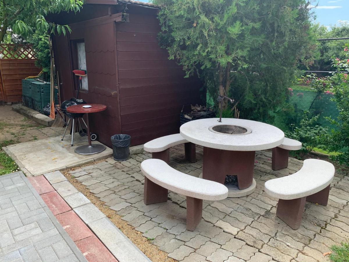 Nagcsalados Rozsa Apartman 발라톤엘 외부 사진