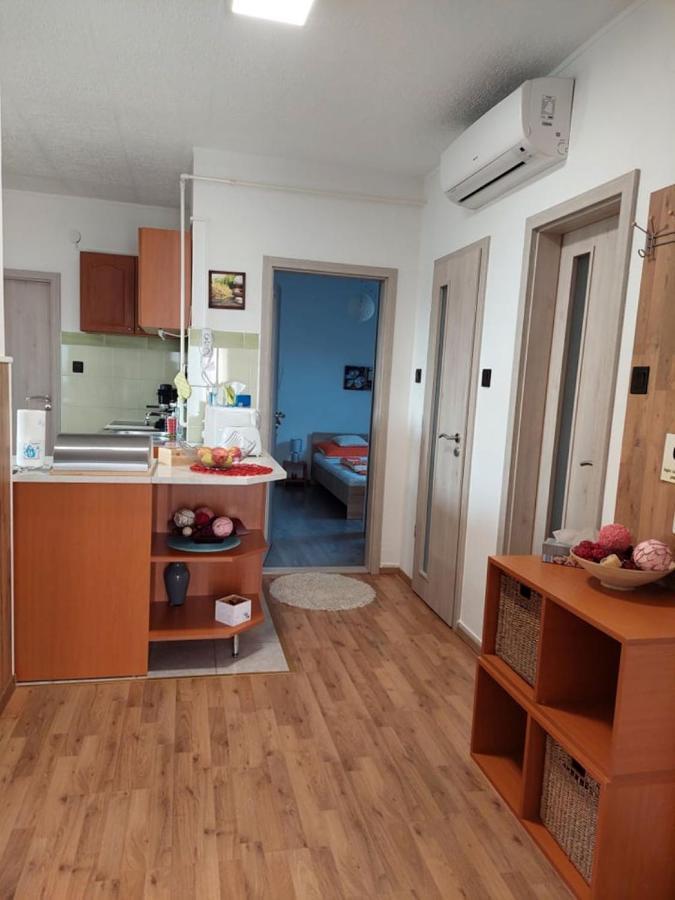 Nagcsalados Rozsa Apartman 발라톤엘 외부 사진