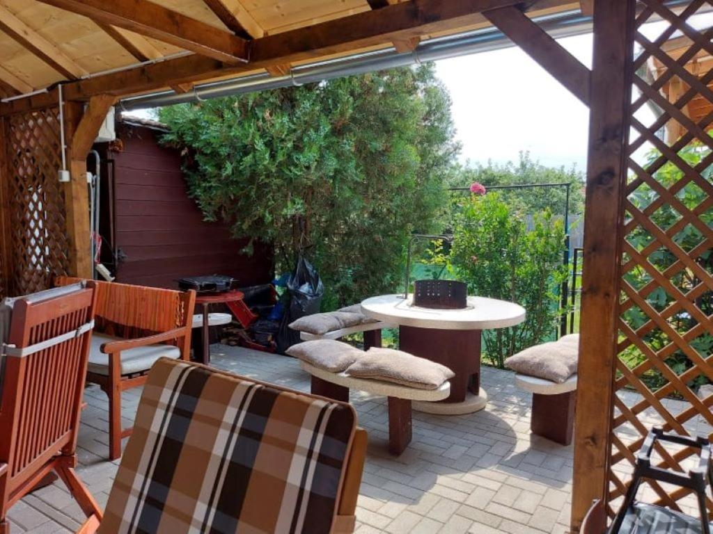 Nagcsalados Rozsa Apartman 발라톤엘 외부 사진