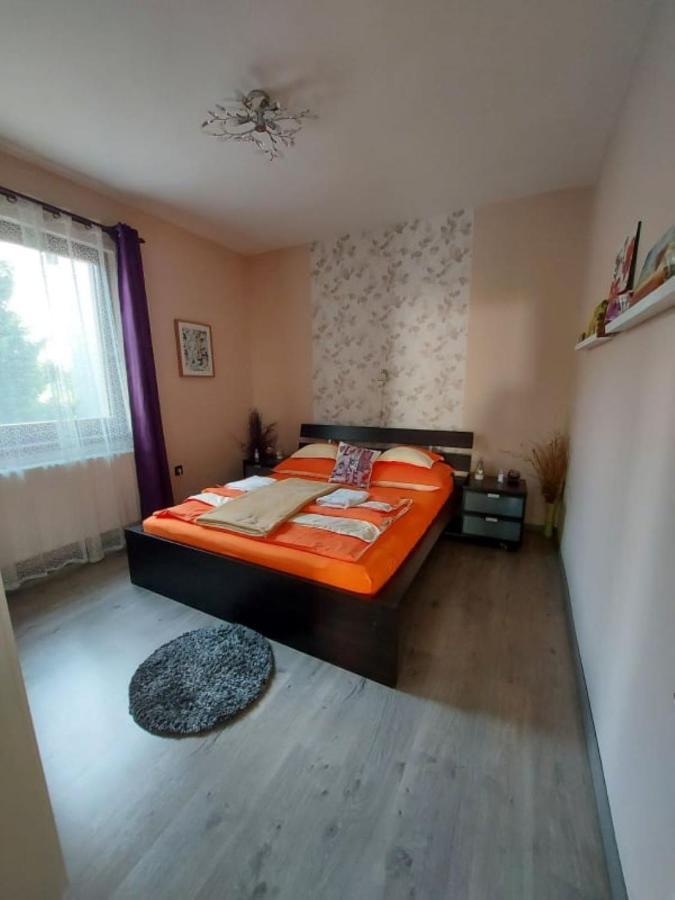 Nagcsalados Rozsa Apartman 발라톤엘 외부 사진
