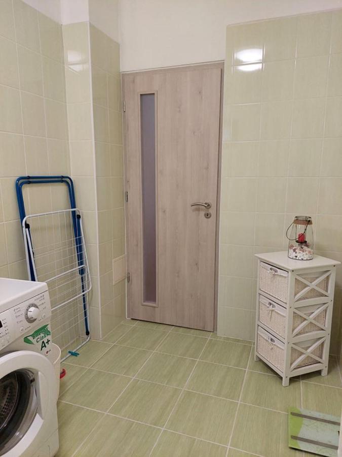 Nagcsalados Rozsa Apartman 발라톤엘 외부 사진