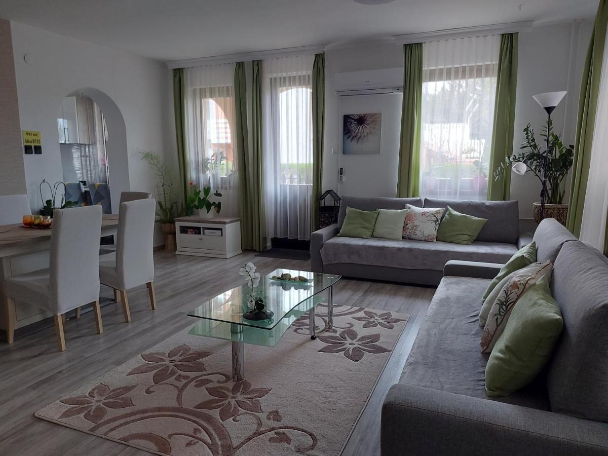 Nagcsalados Rozsa Apartman 발라톤엘 외부 사진