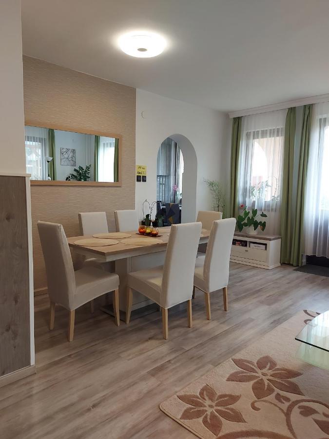 Nagcsalados Rozsa Apartman 발라톤엘 외부 사진